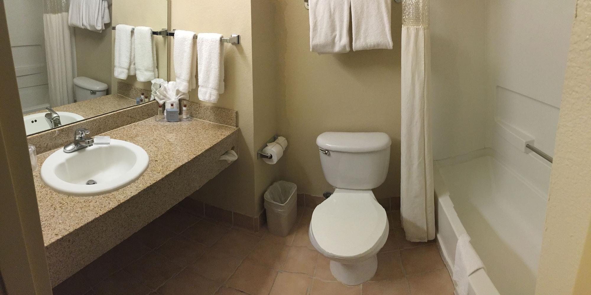 Hawthorn Suites By Wyndham Rancho Cordova/Folsom Extérieur photo