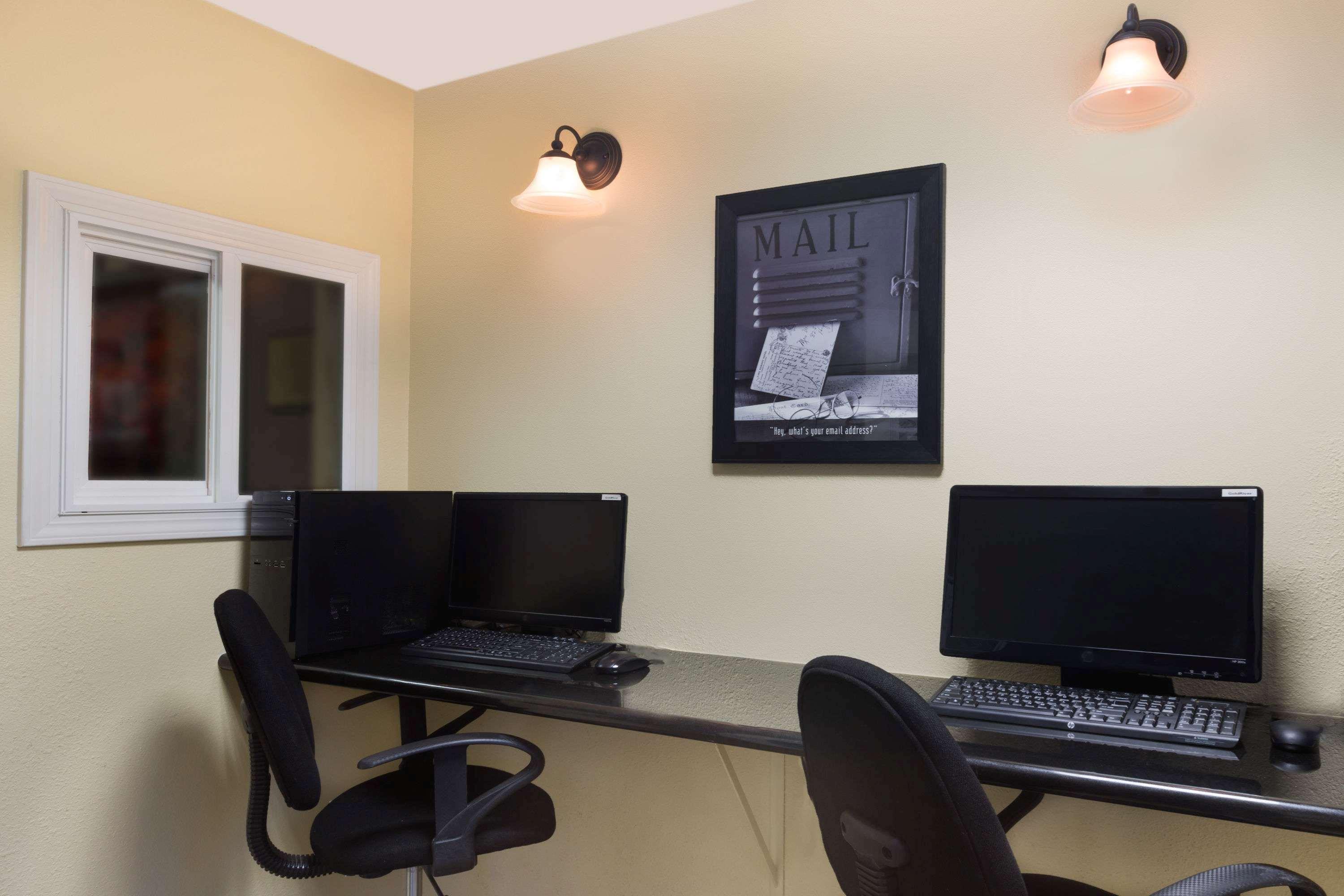 Hawthorn Suites By Wyndham Rancho Cordova/Folsom Extérieur photo