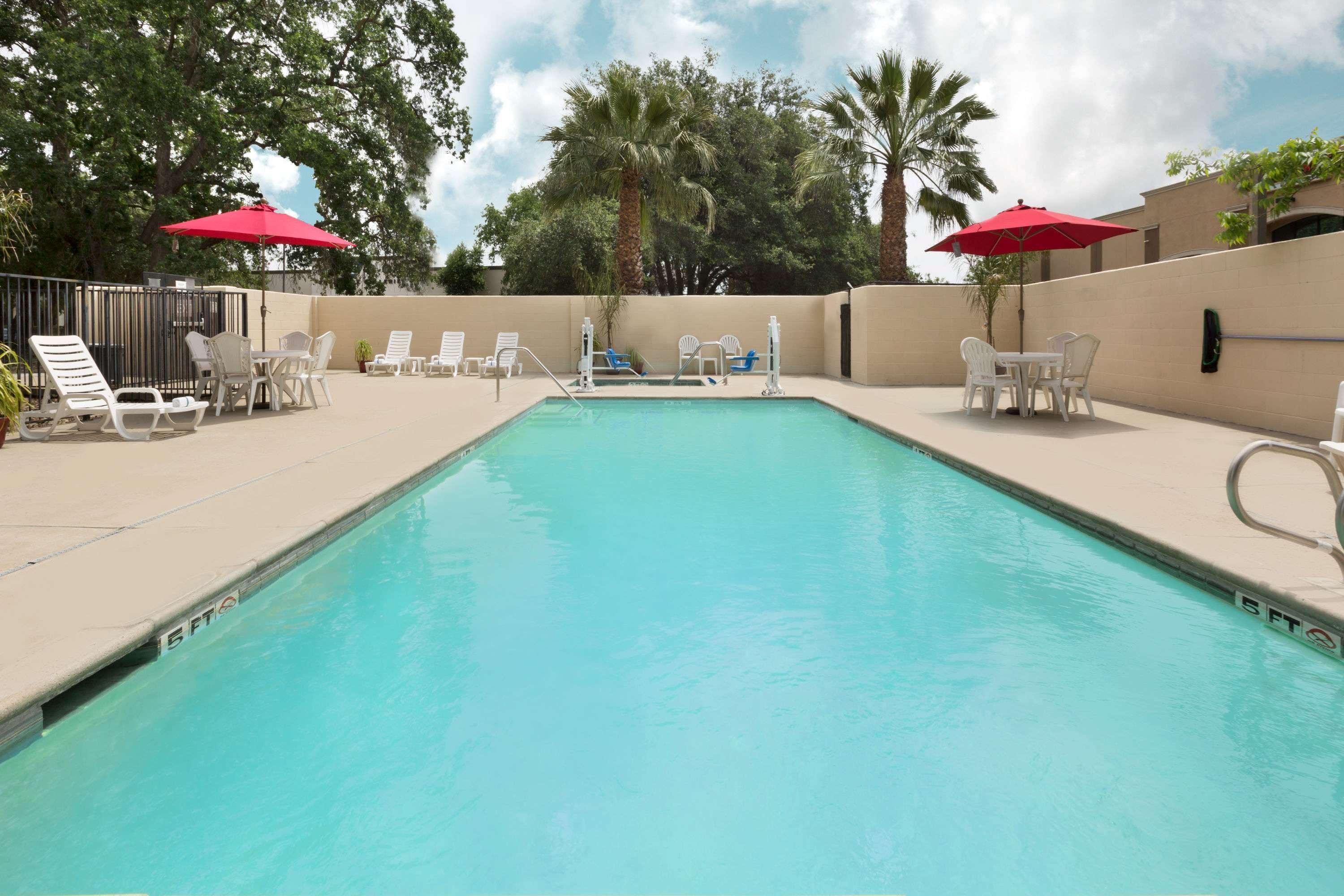 Hawthorn Suites By Wyndham Rancho Cordova/Folsom Extérieur photo