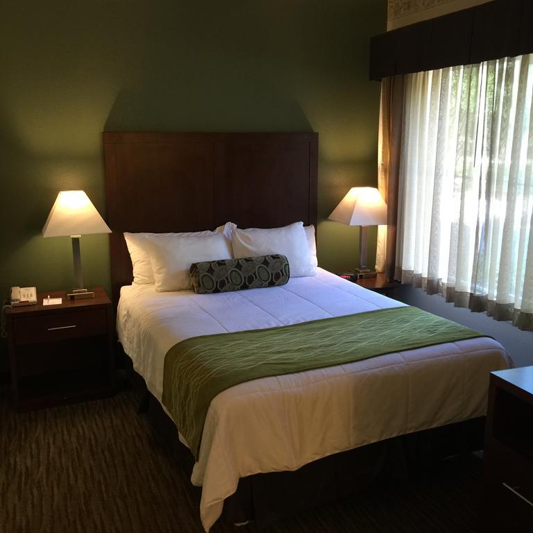 Hawthorn Suites By Wyndham Rancho Cordova/Folsom Extérieur photo