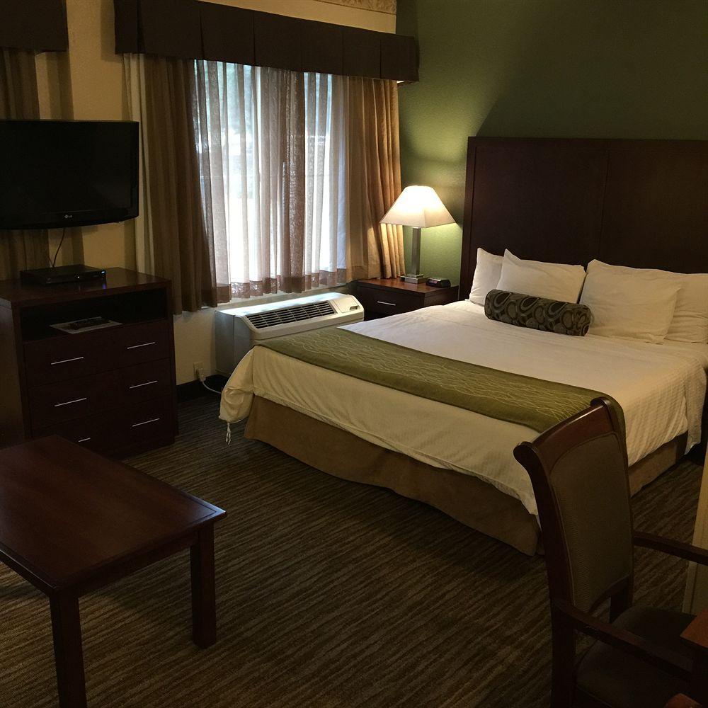 Hawthorn Suites By Wyndham Rancho Cordova/Folsom Extérieur photo