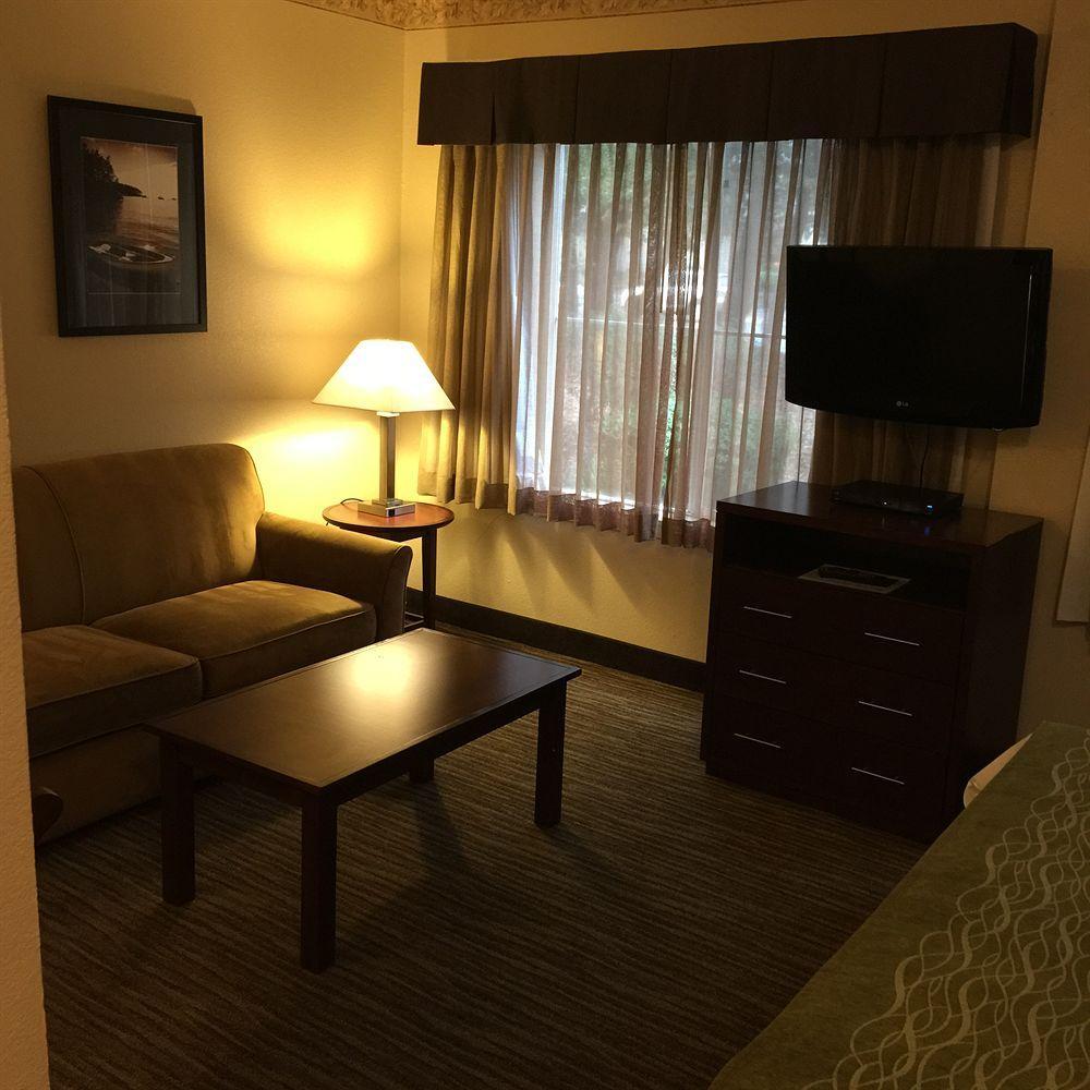 Hawthorn Suites By Wyndham Rancho Cordova/Folsom Extérieur photo
